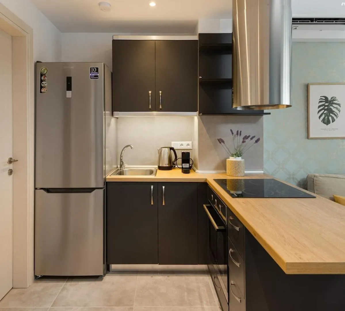 Innovative Snug Bohemian Studio In Ladadika Thessaloníki Grekland